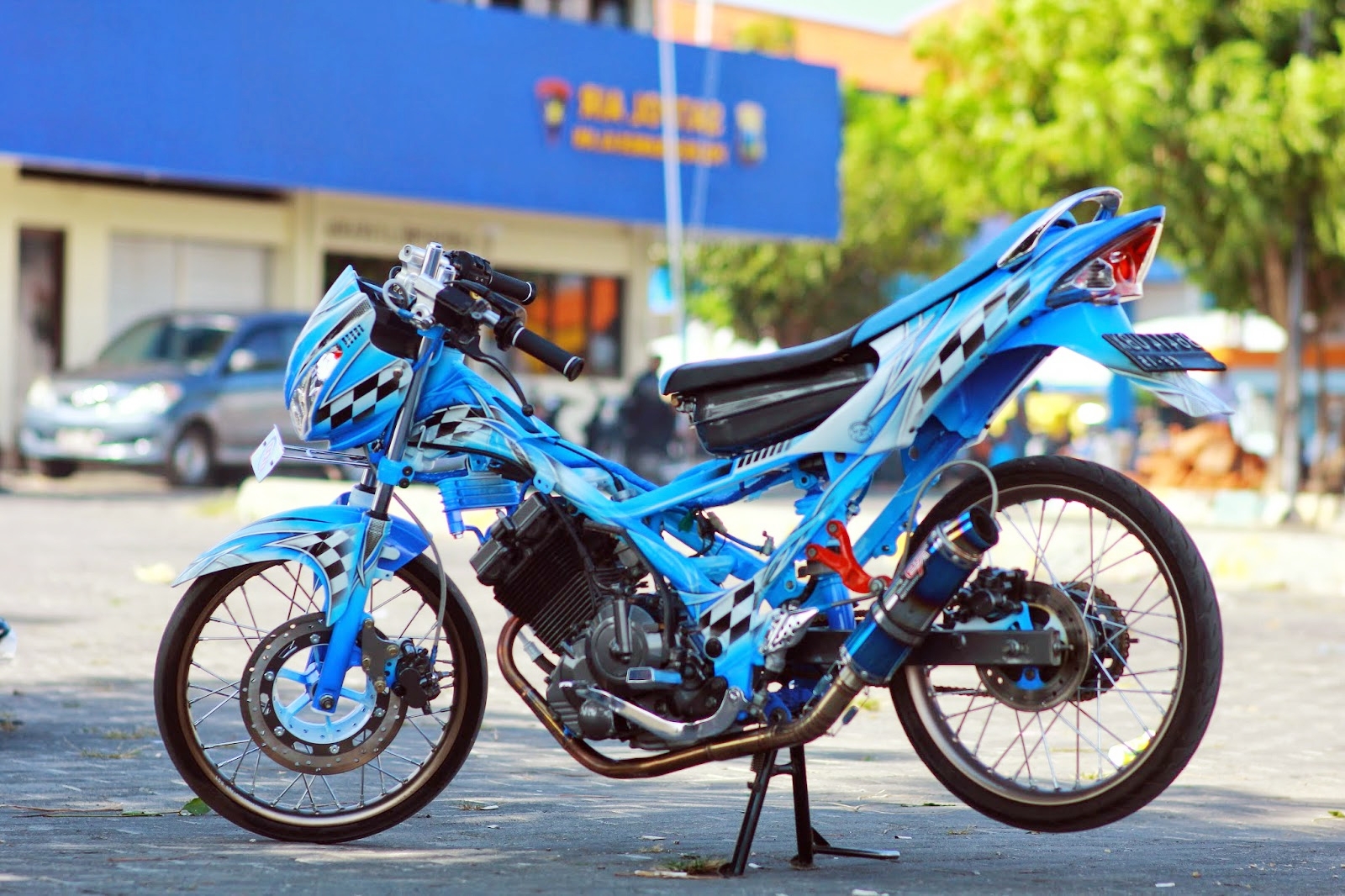 contoh motor modifikasi satria fu